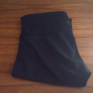 Lululemon leggings size 6